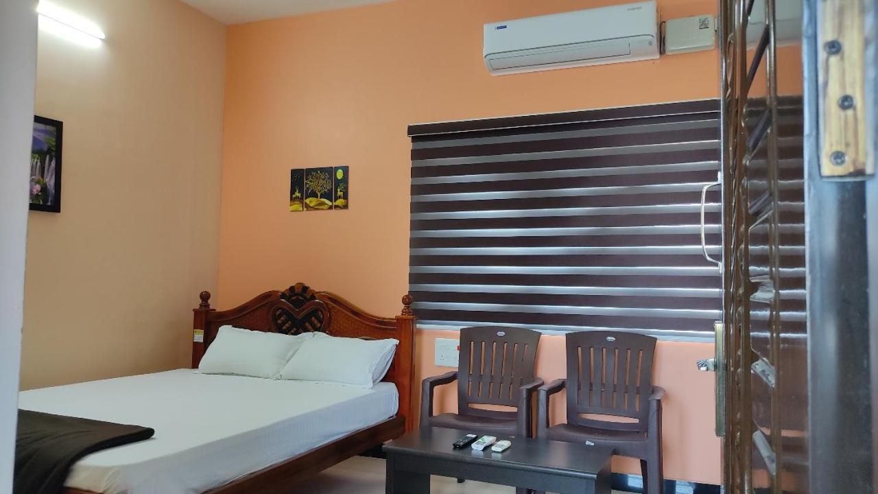 Готель Jeeva Residency Thalaivasal Екстер'єр фото