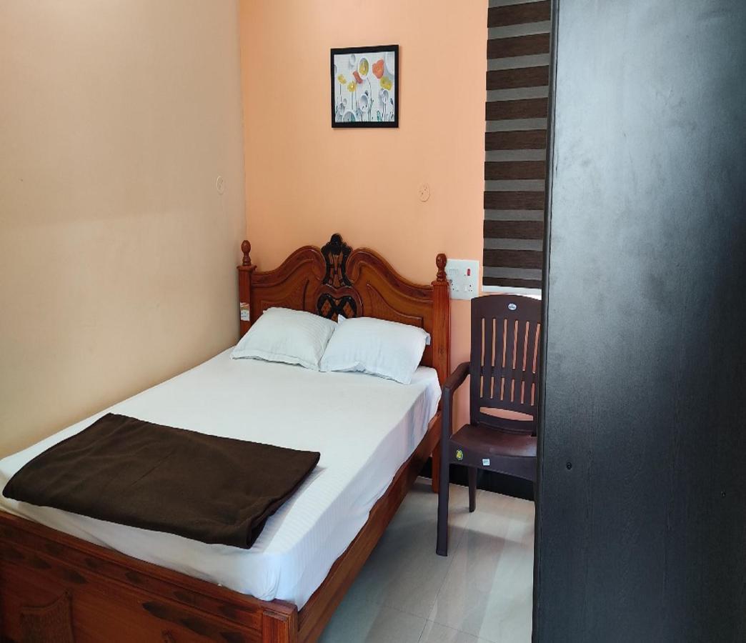 Готель Jeeva Residency Thalaivasal Екстер'єр фото
